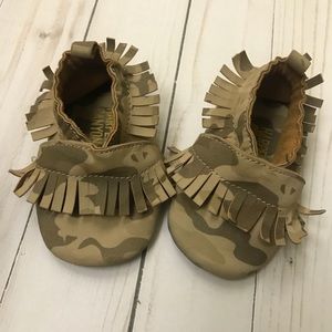 Camo print moccasin For Baby Girl